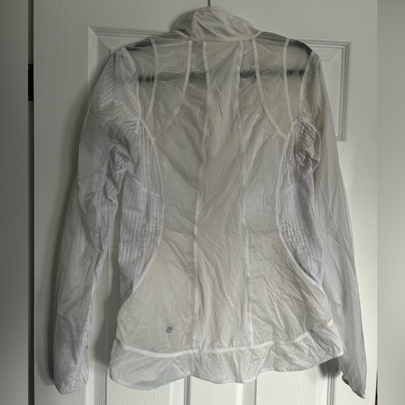 Vintage LuluLemon Rain Jacket - Picture 5 of 5